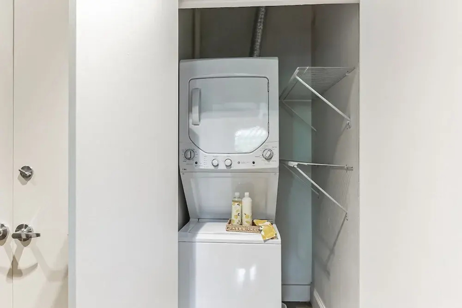 RESTAURANT on site. Walk to everything by RedAwning