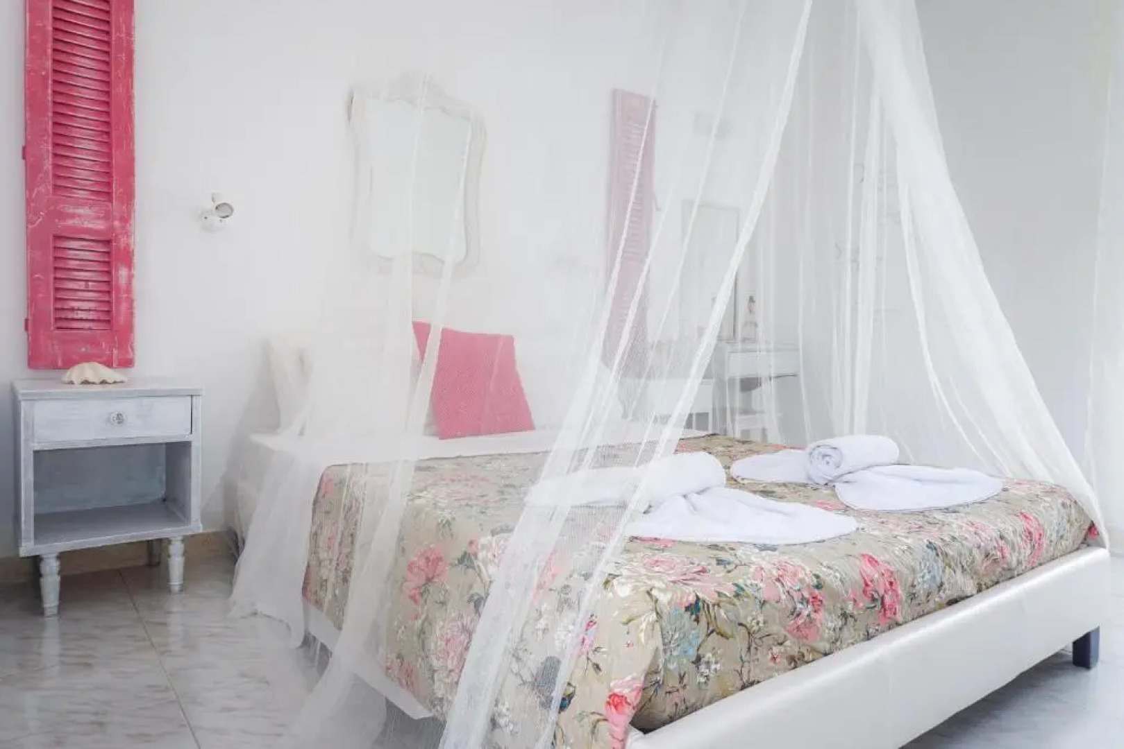 Cubaneros Holiday Inn