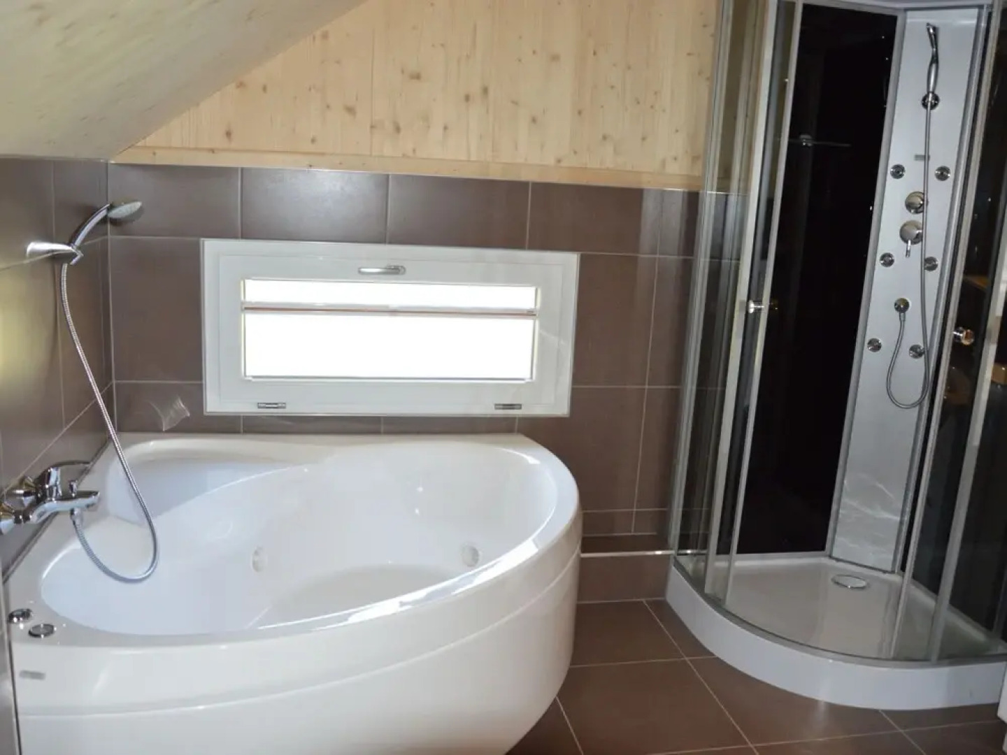 Chalet Sonneck mit Outdoorsprudelbad 10 Murau