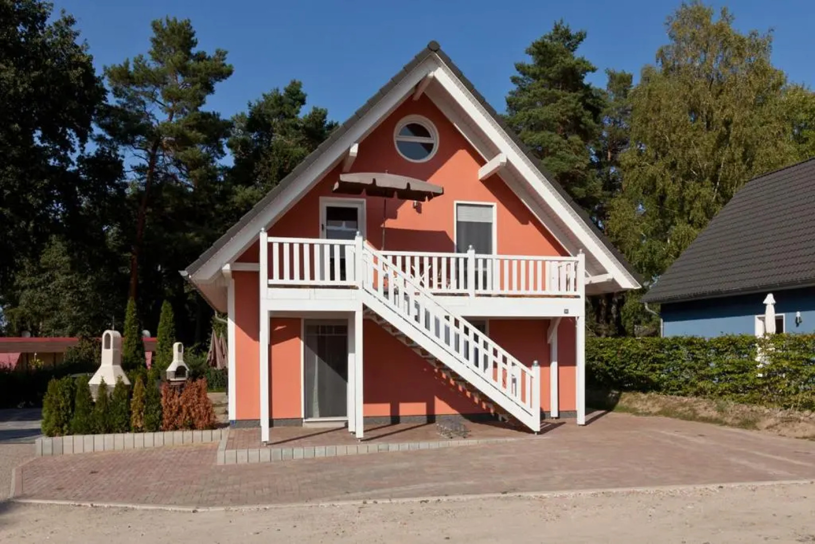 Apartment unter den Kiefern