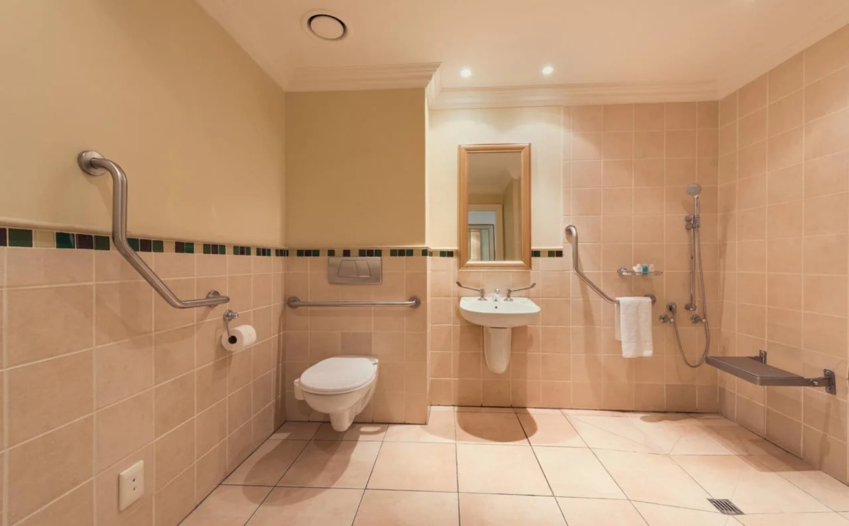 Golden Valley Lodge & Casino