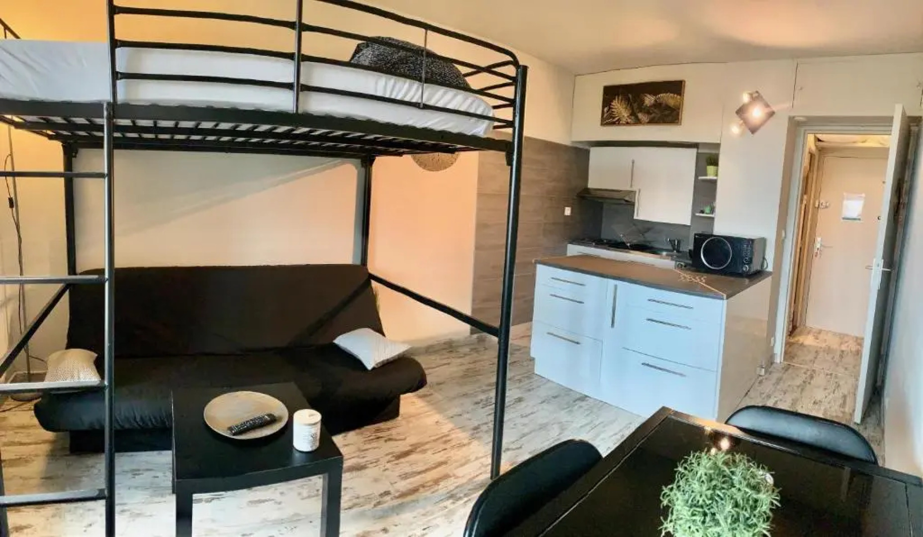 SEIGNOSSE PLAGES: Beau Studio équipé avec terrasse face aux dunes