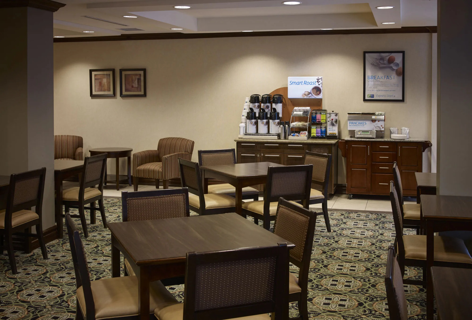 Holiday Inn Express & Suites Huntsville by IHG
