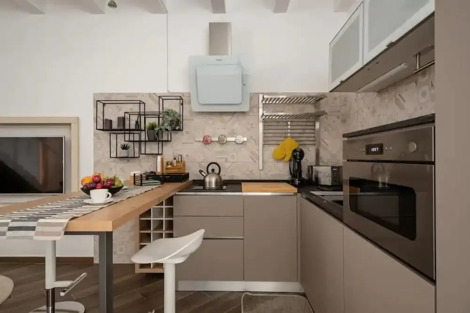 Beautiful Modern Apartment in Inland Sicily, Italy