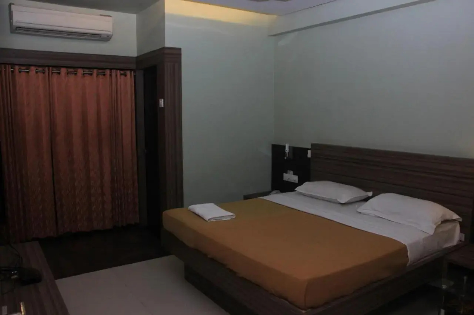 Hotel Sham Suman