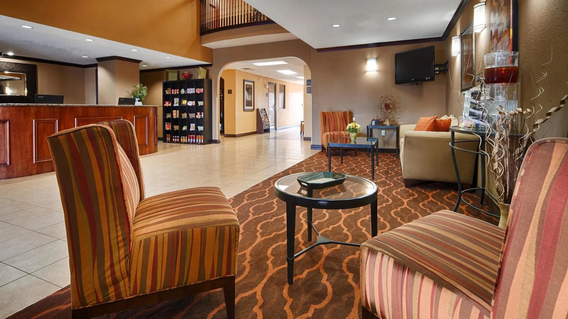 Best Western Plus University Inn & Suites