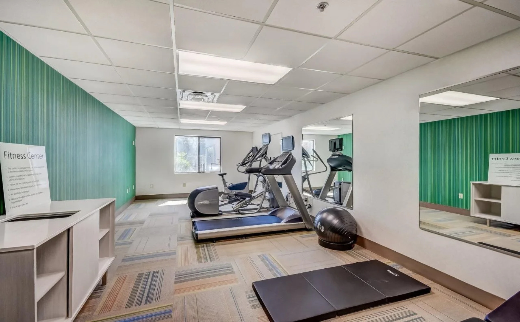 Holiday Inn Express & Suites Greenville Airport by IHG