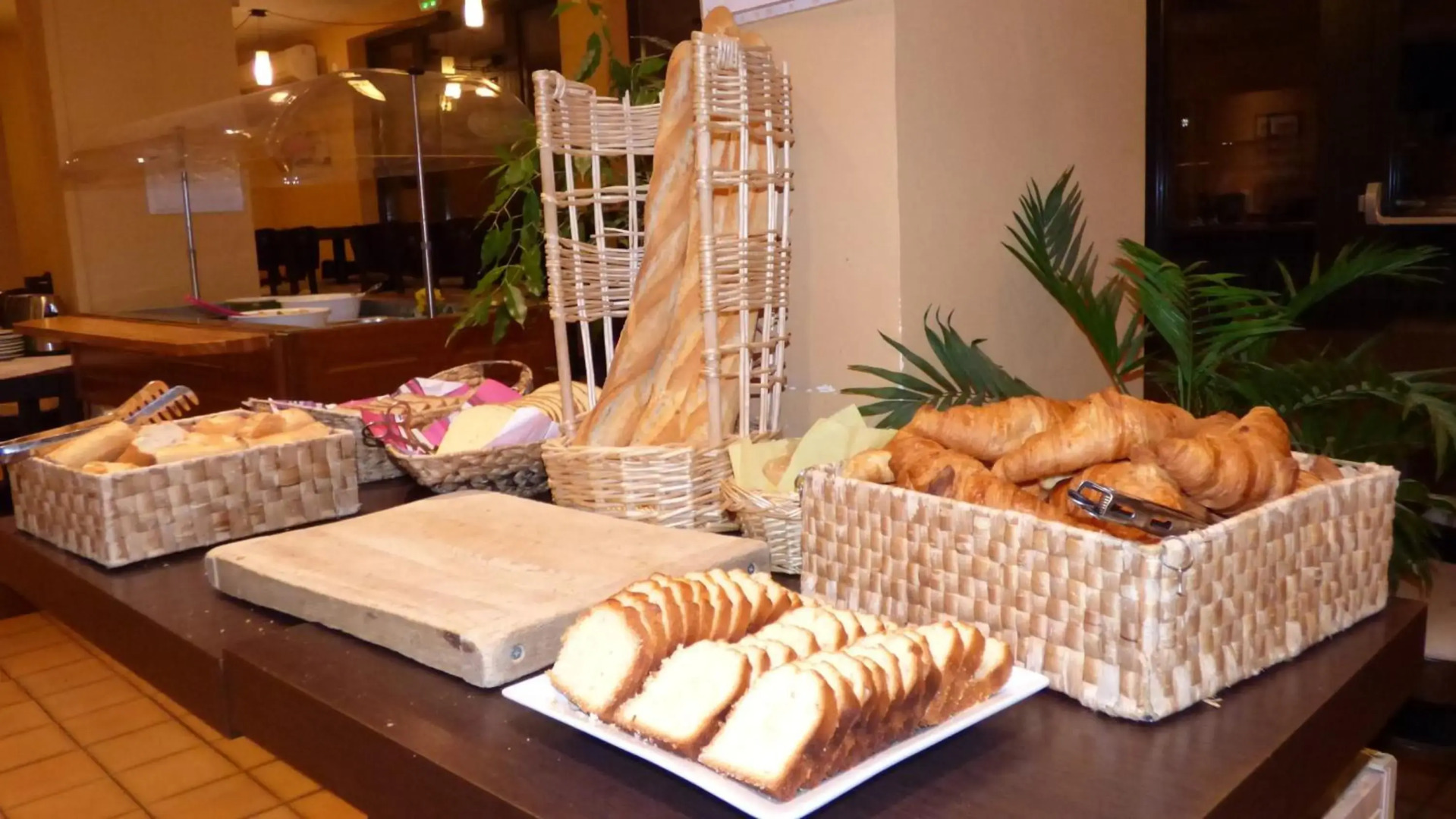 Kyriad Creteil Centre