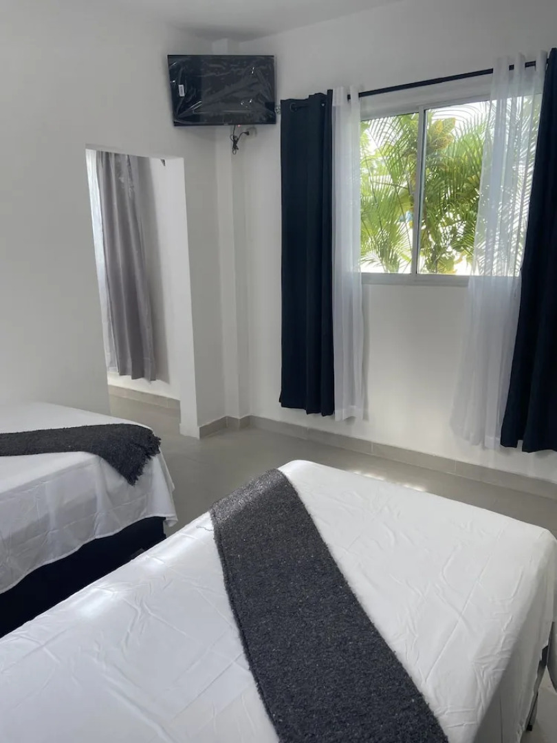 The White Rock Hotel BB