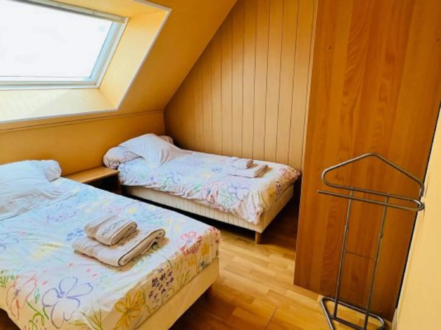 Attractive holiday home in Moëlan-sur-Mer with garden