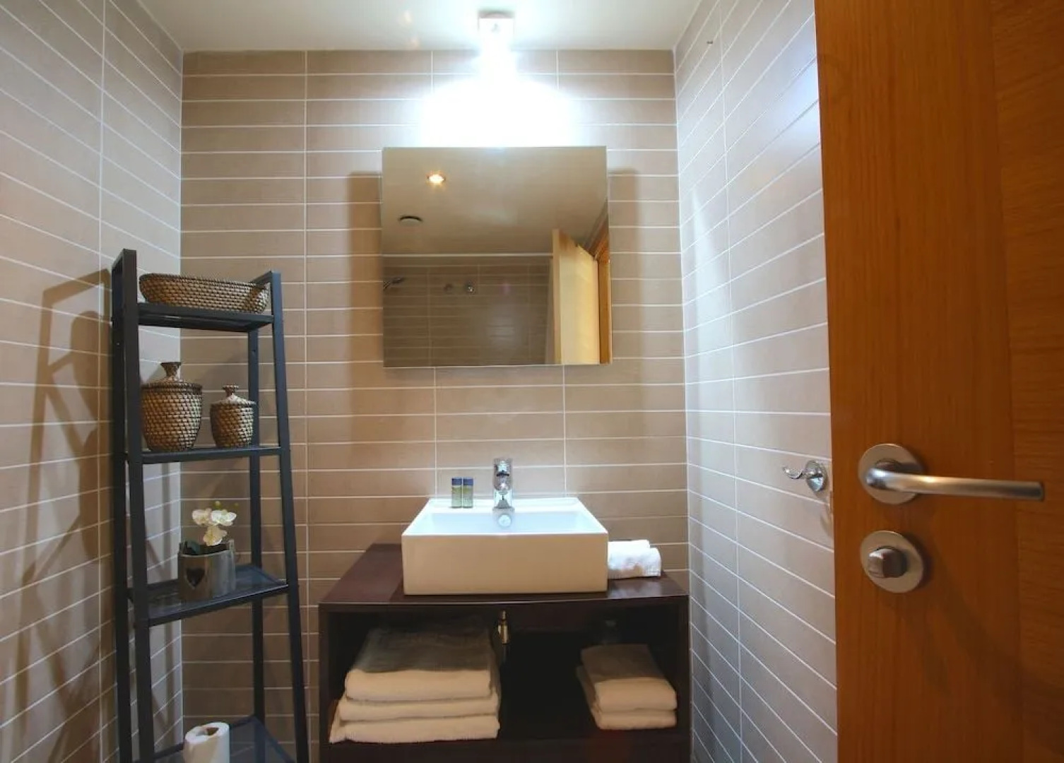 Mazi Apartments Downtown