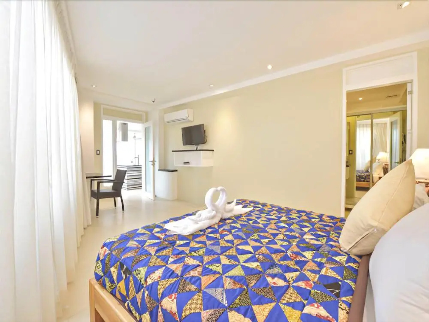 Karuna Suites & Residence