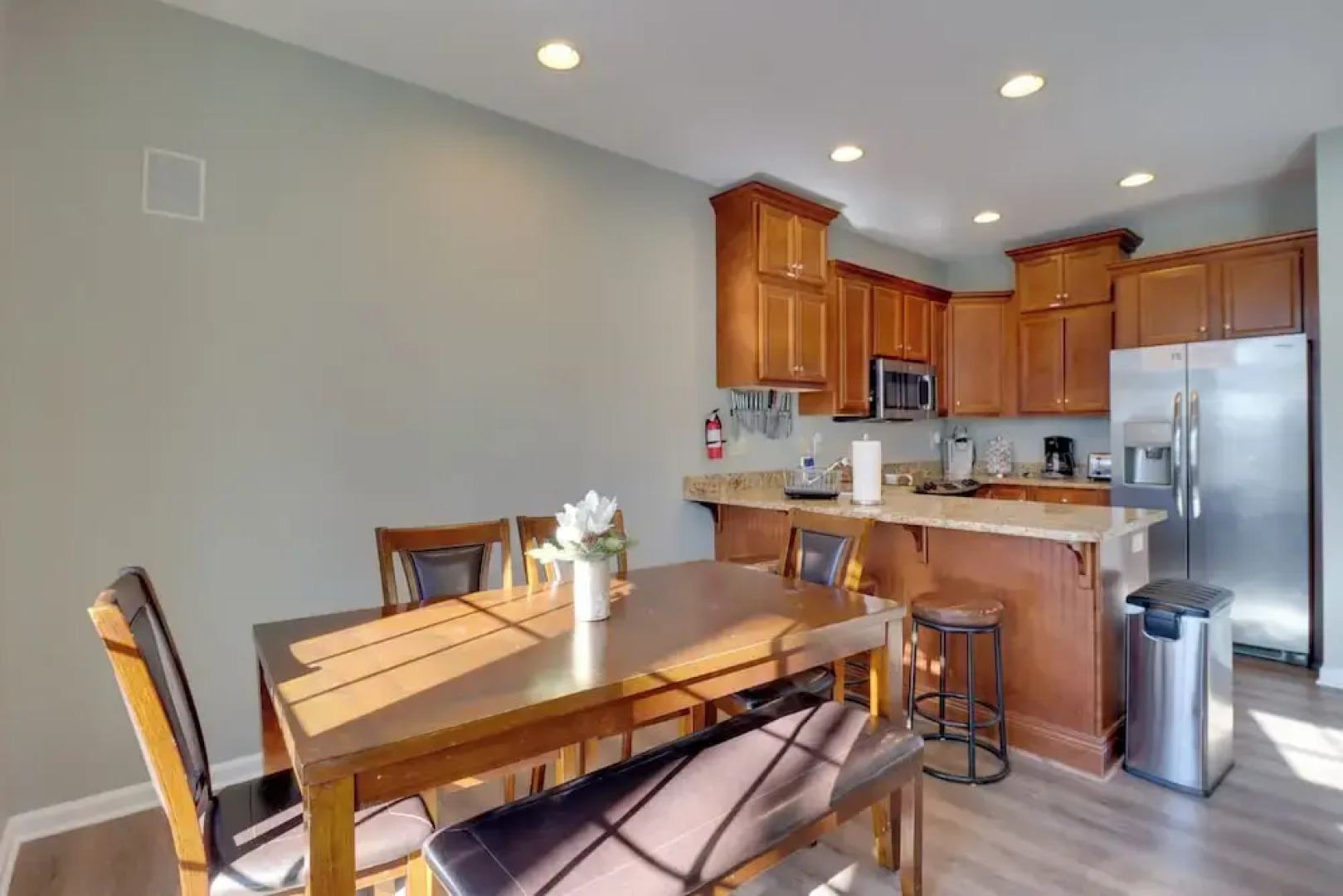 Hot Tub & Community Perks: Big Boulder Lake Escape