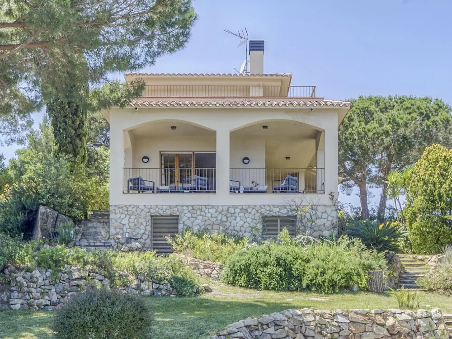 Cosy Villa in Arenys de Mar with Swimming Pool