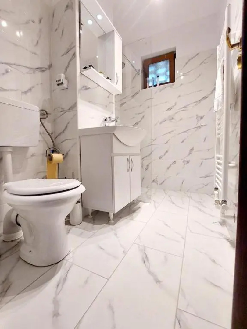 Lovely and extra spacious 1 bedroom, 1 bath.