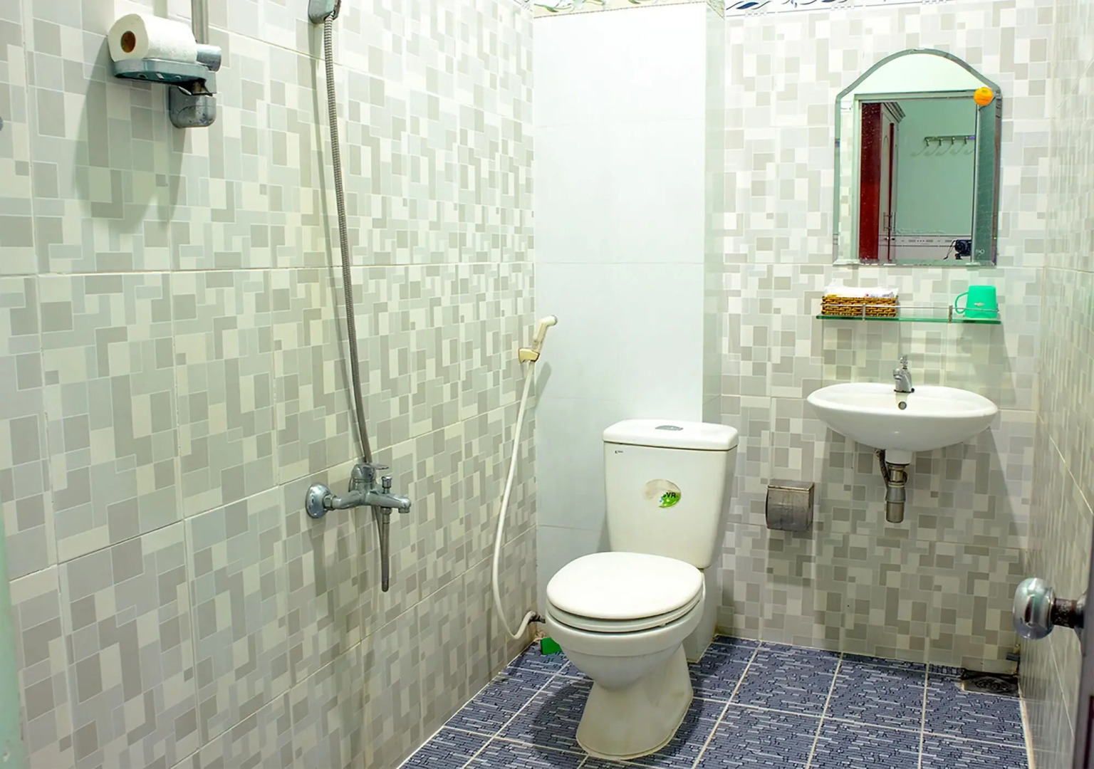 Quoc Dinh Guesthouse