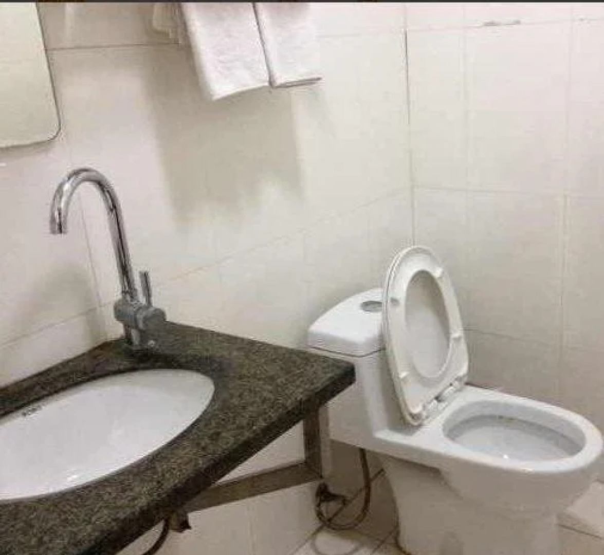 Liaodong Hotel Second Branch