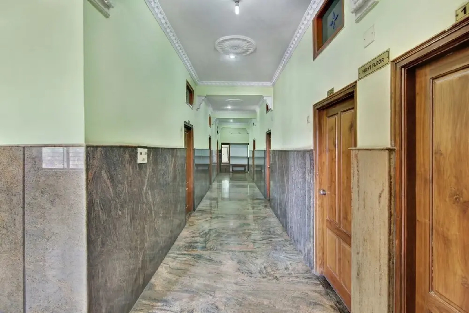 OYO 29039 Hotel Jyothi International