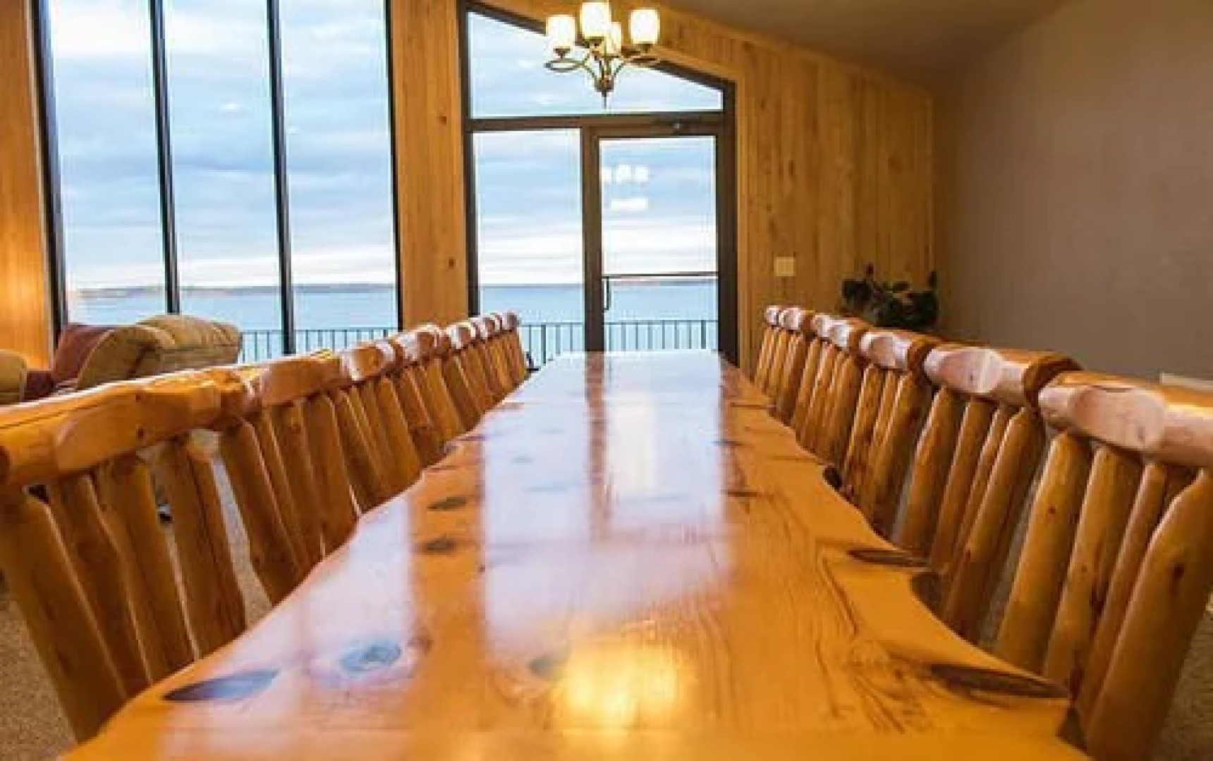 Hiawatha Beach Resort