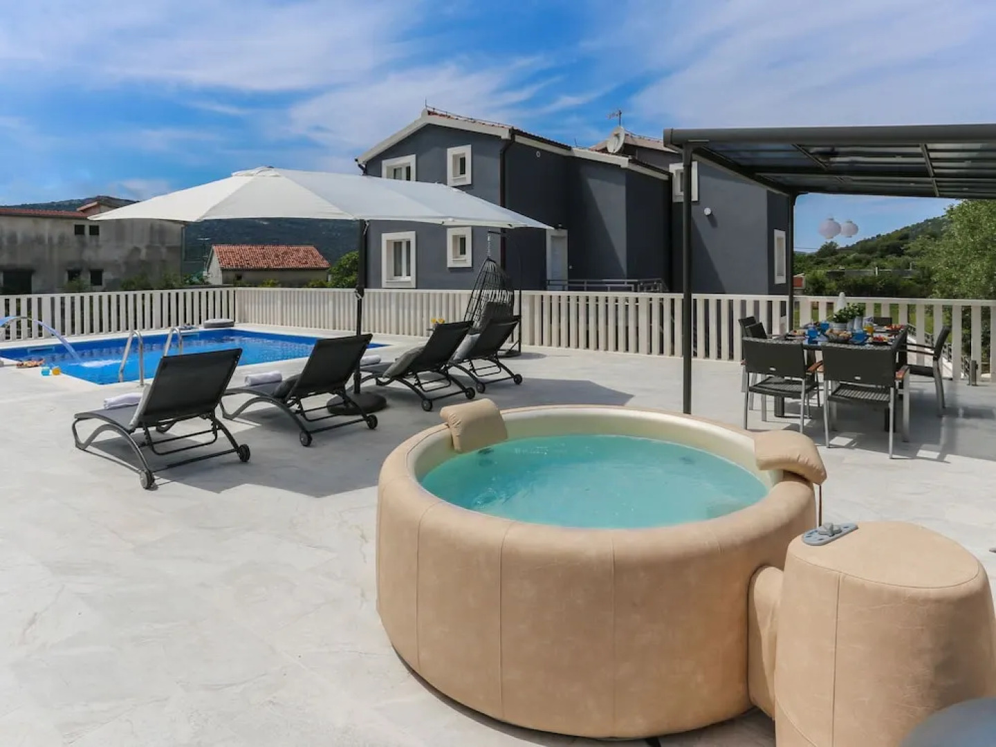 Alluring Villa in Marina With Swimming Pool