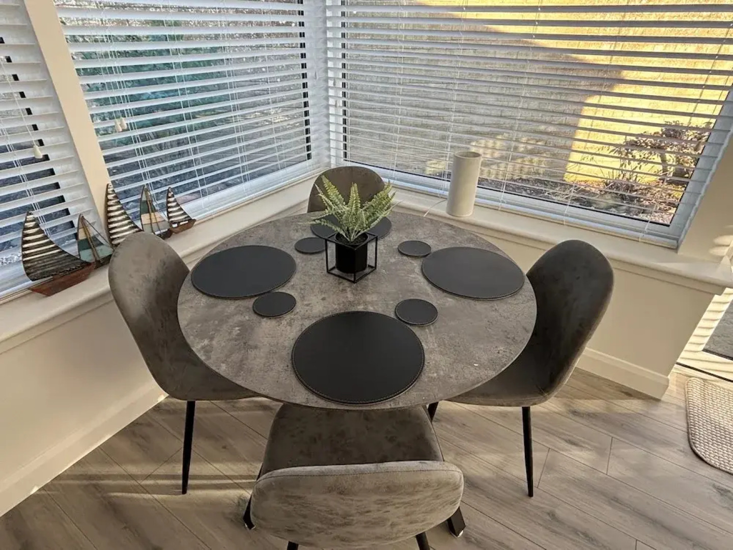 2 Bedroom, Cozy Coastal Retreat in Anstruther