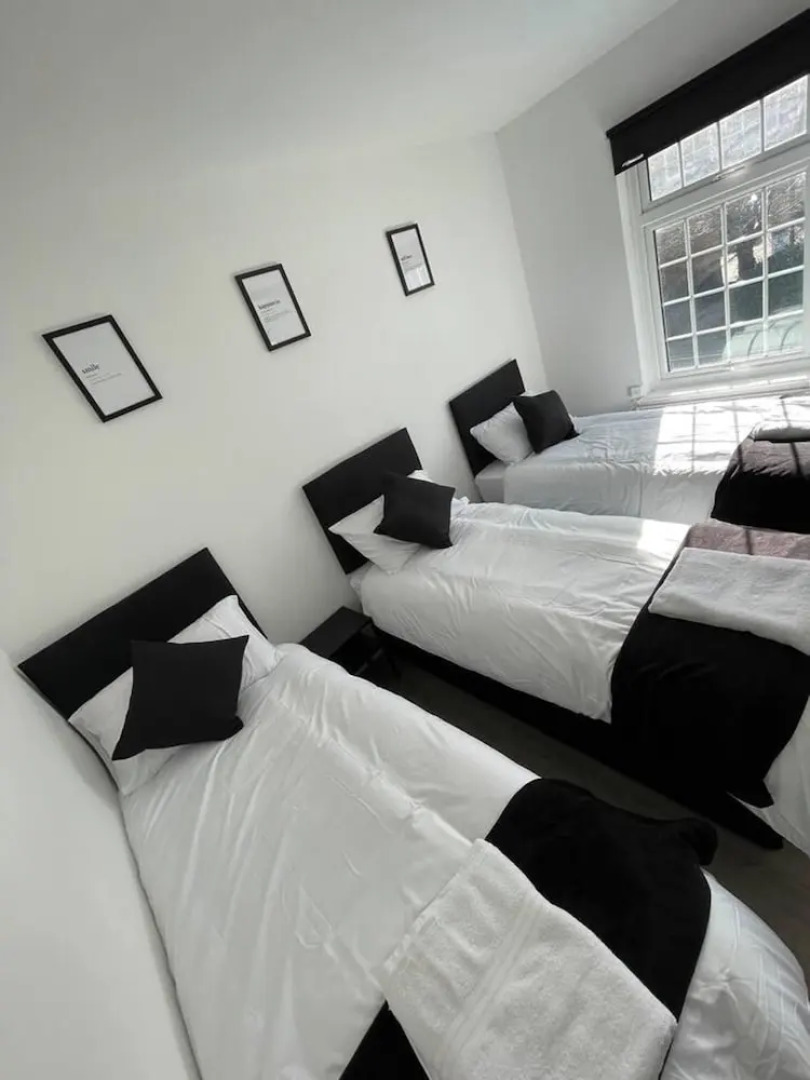 Luxury Spacious 2-bed House in Brentwood Essex