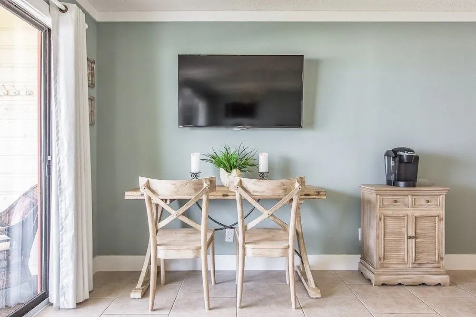 Gulf Front Condo with Private Balcony by RedAwning