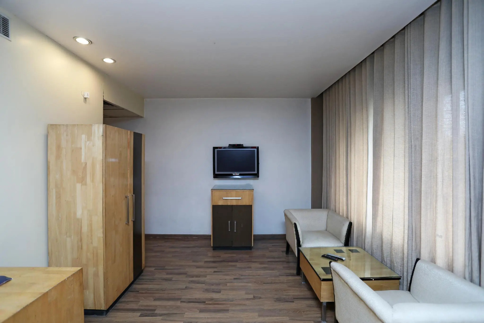 Capital O 30972 Hotel Centrum