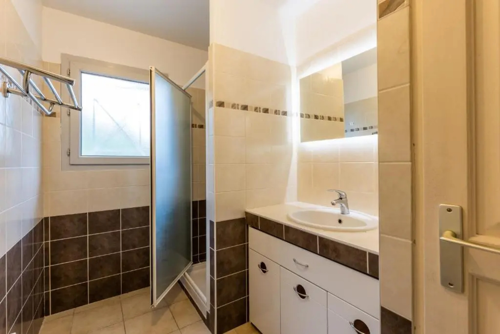 Agreable villa 6 personnes dans quartier paisible