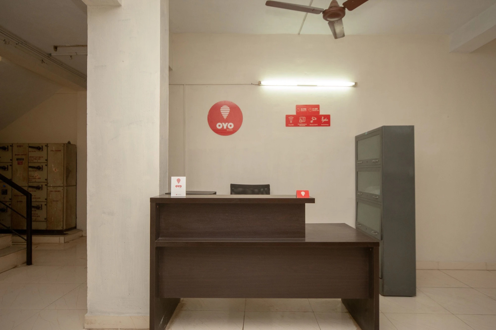 OYO Flagship 24454 OMR Hindustan Univ