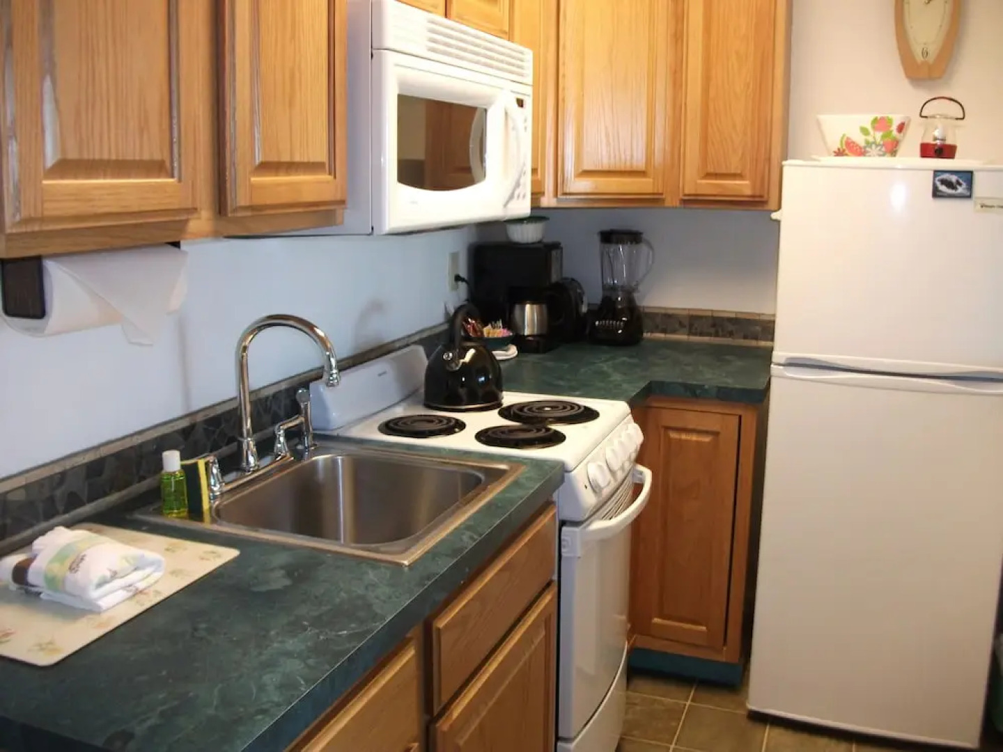 The Tradewinds Condo/Hotel