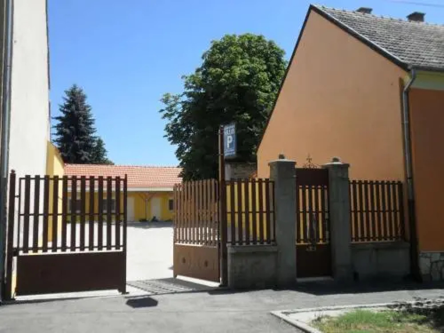 Belvárosi Panzió Pápa