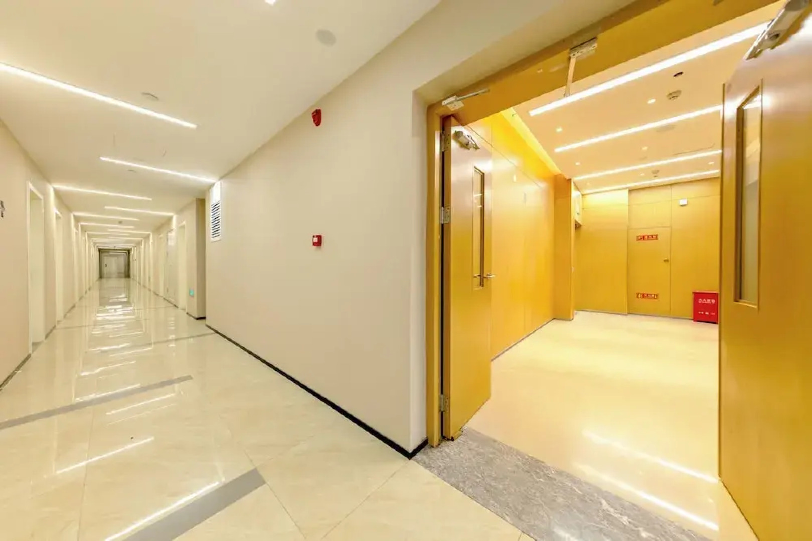 Beijing Dream Inn Hotel