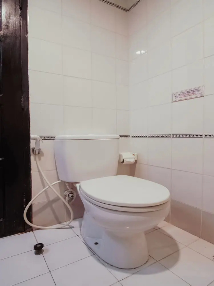 Hotel K77 by OYO Rooms