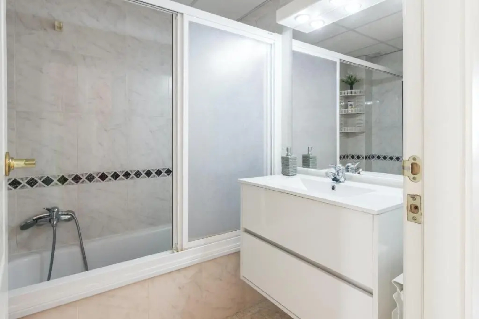 House With 4 Bedrooms in Torredembarra, With Private Pool, Furnished Terrace and Wifi Near the Beach