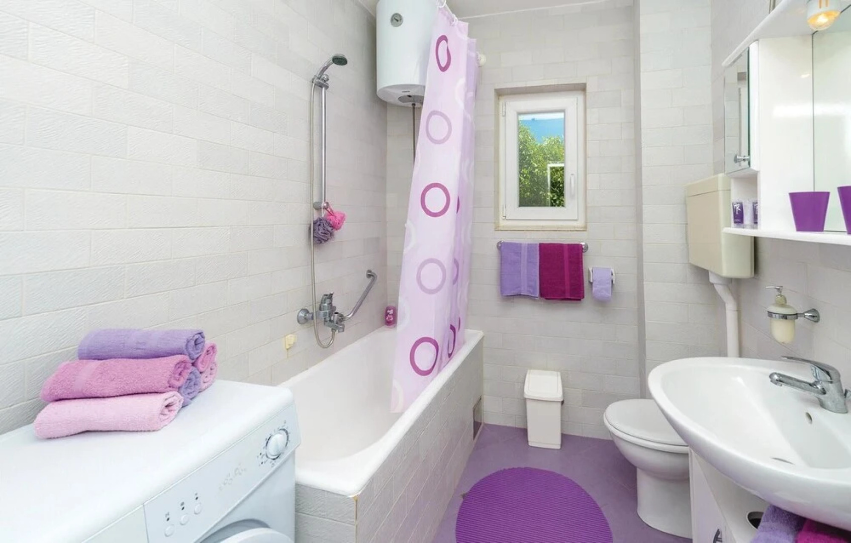 Awesome Home in Trsteno With Wifi and 7 Bedrooms