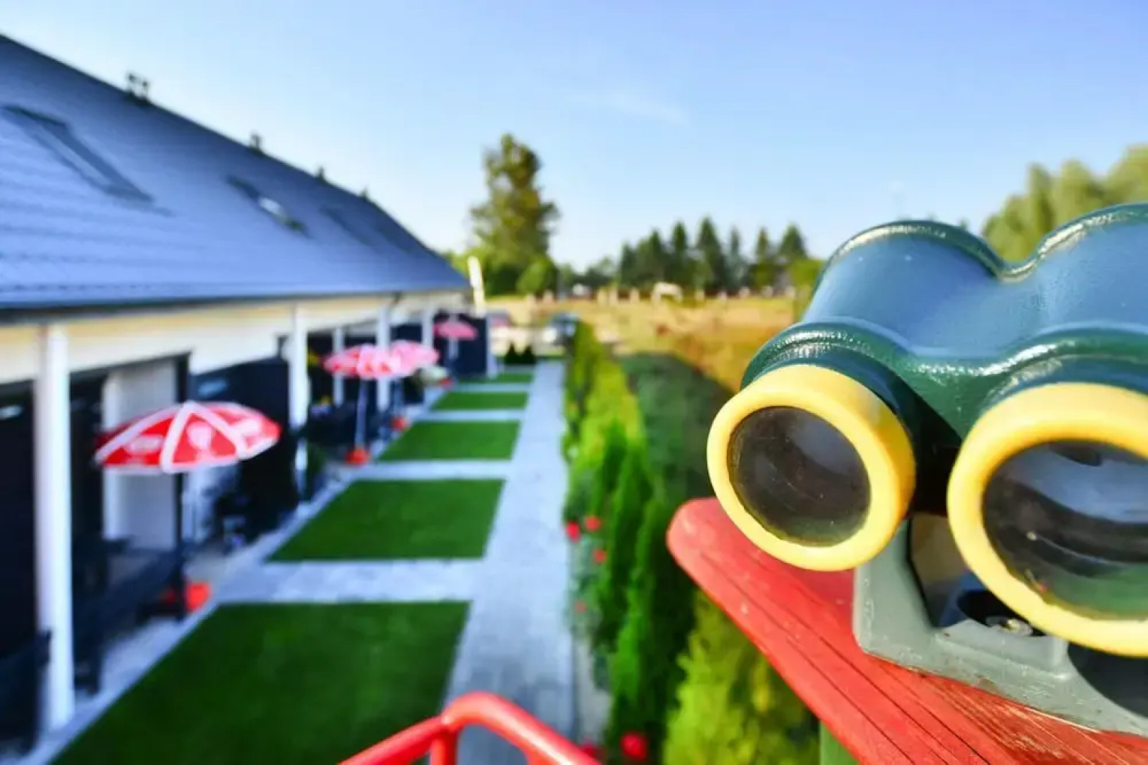 Holiday Homes Very Close to the Beach