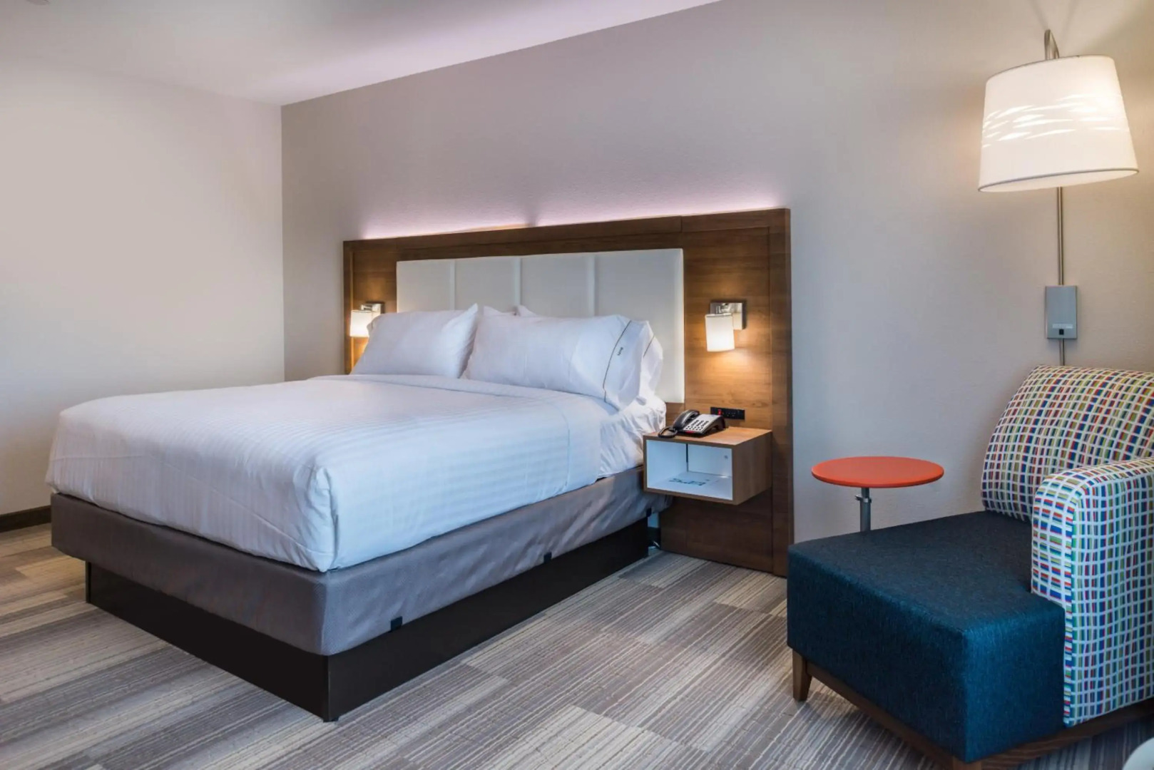 Holiday Inn Express & Suites Fort Worth West by IHG