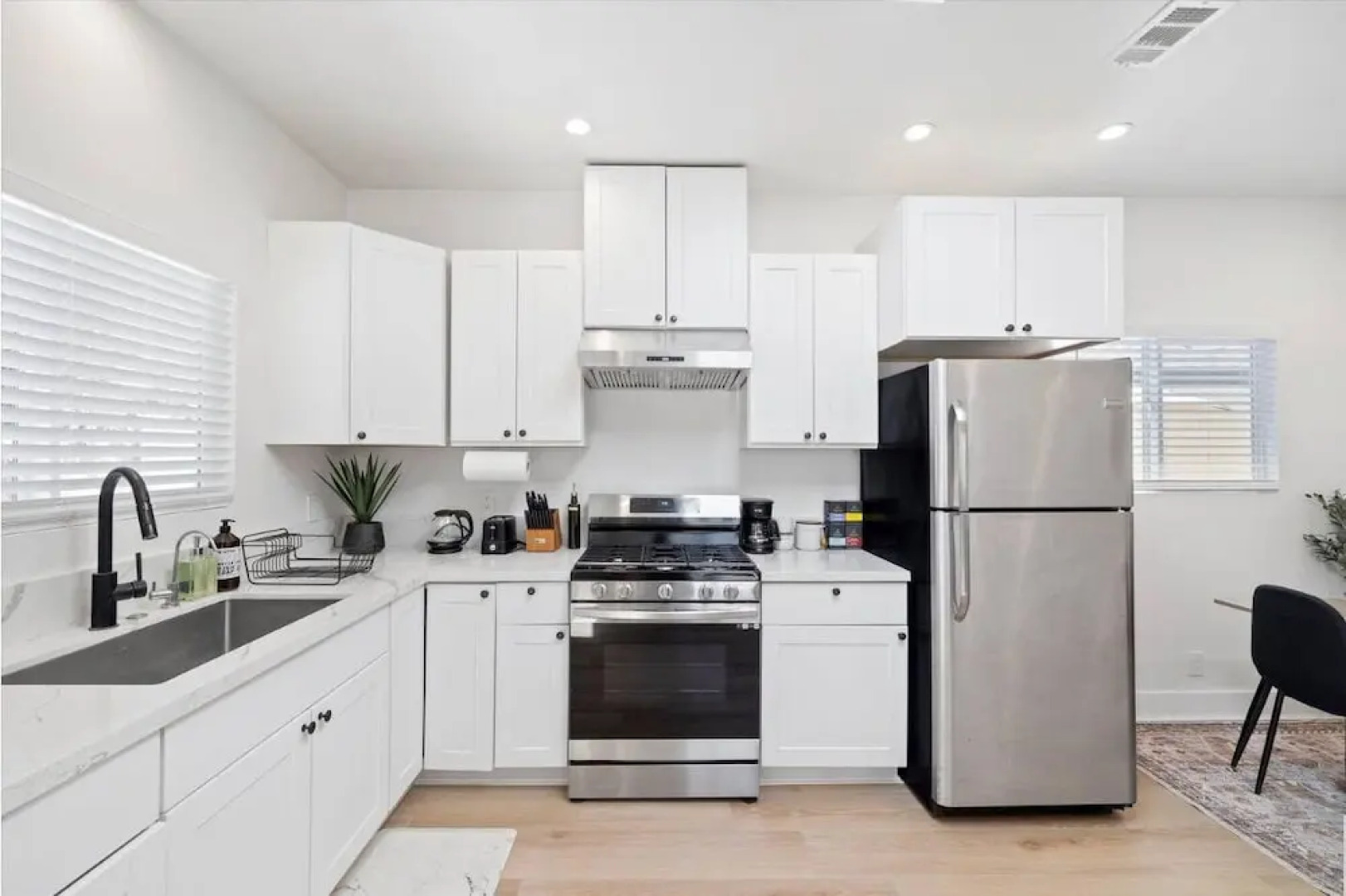 Cozy Prvate ADU close to Disney Beach EV