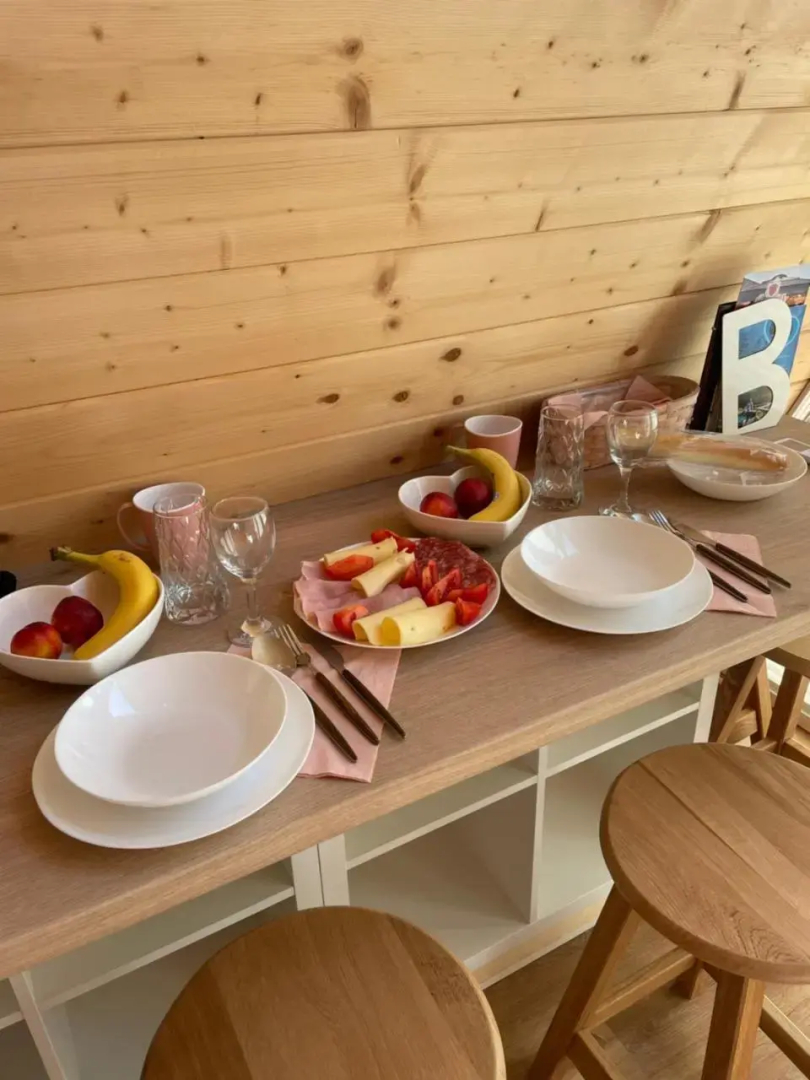 Glamping Holiday House with hot tub- Hisa oddiha