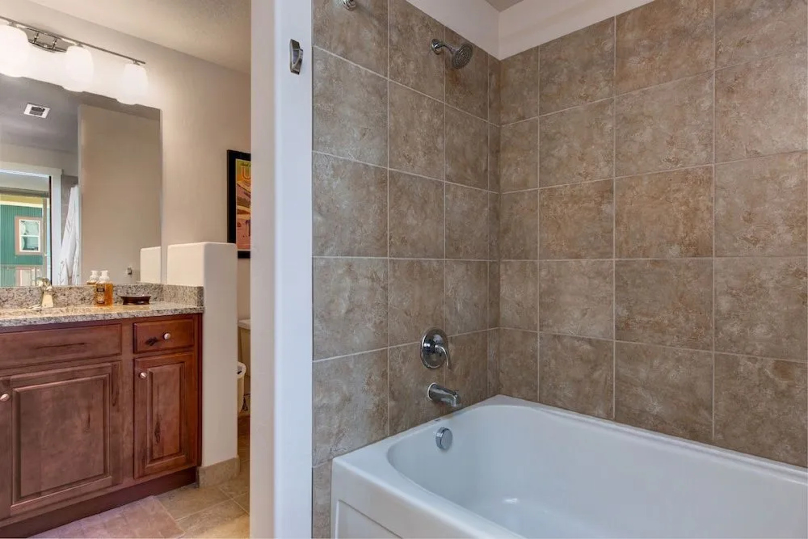 Two-Bedroom Townhome in Newpark Terrace by RedAwning