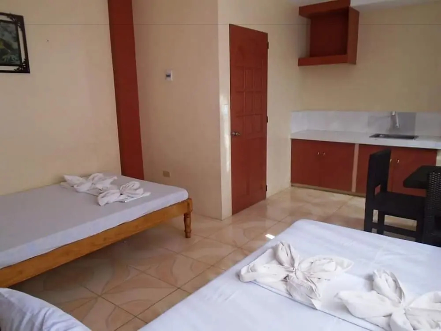 N & F Guest House