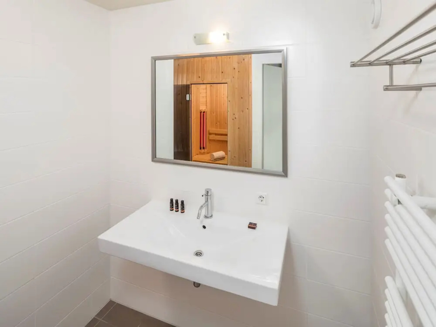 Semi-detached Villa With Terrace Heater, 400m From the Beach