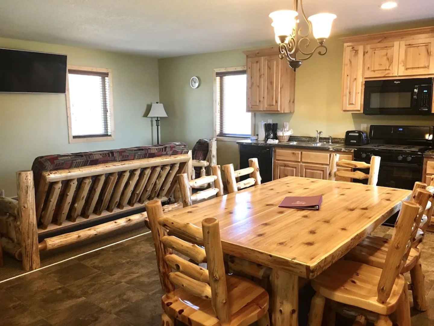 Sportsman's Lodge