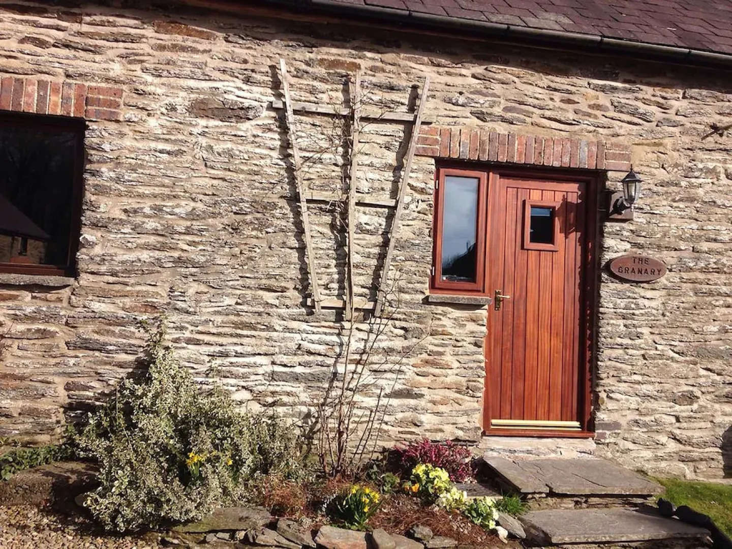Troedyrhiw Holiday Cottages