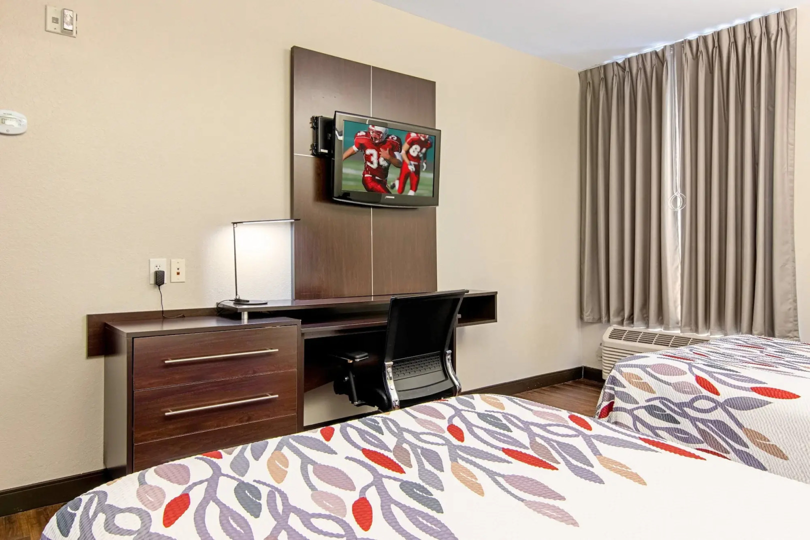 Red Roof Inn Locust Grove