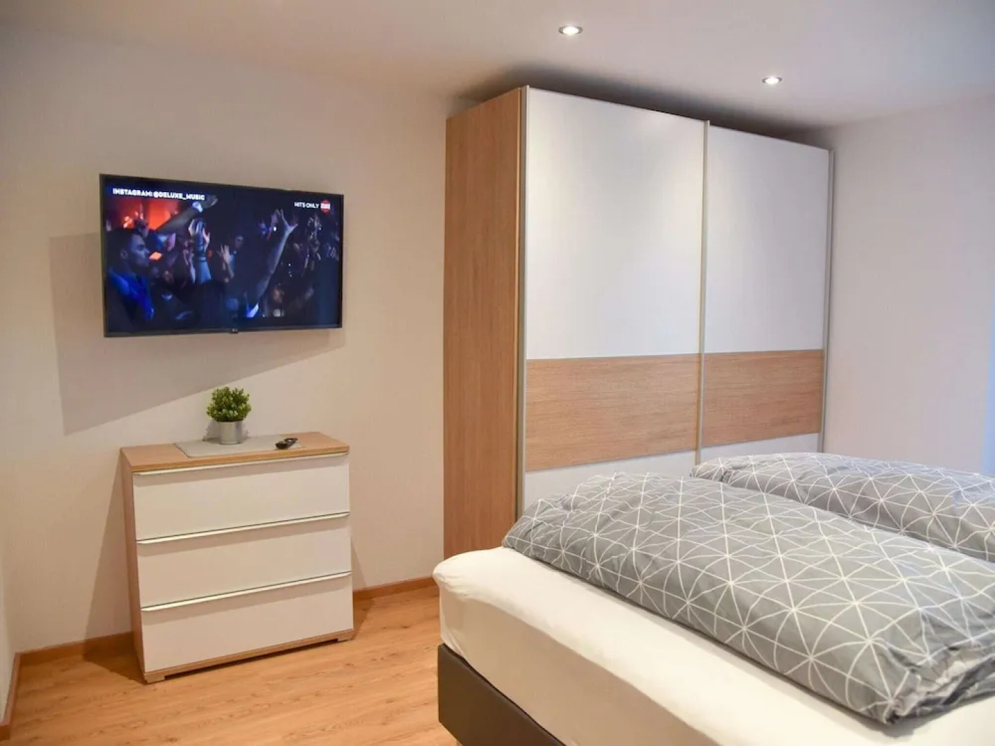 Apartment Weitblick in Gotzens With spa Access