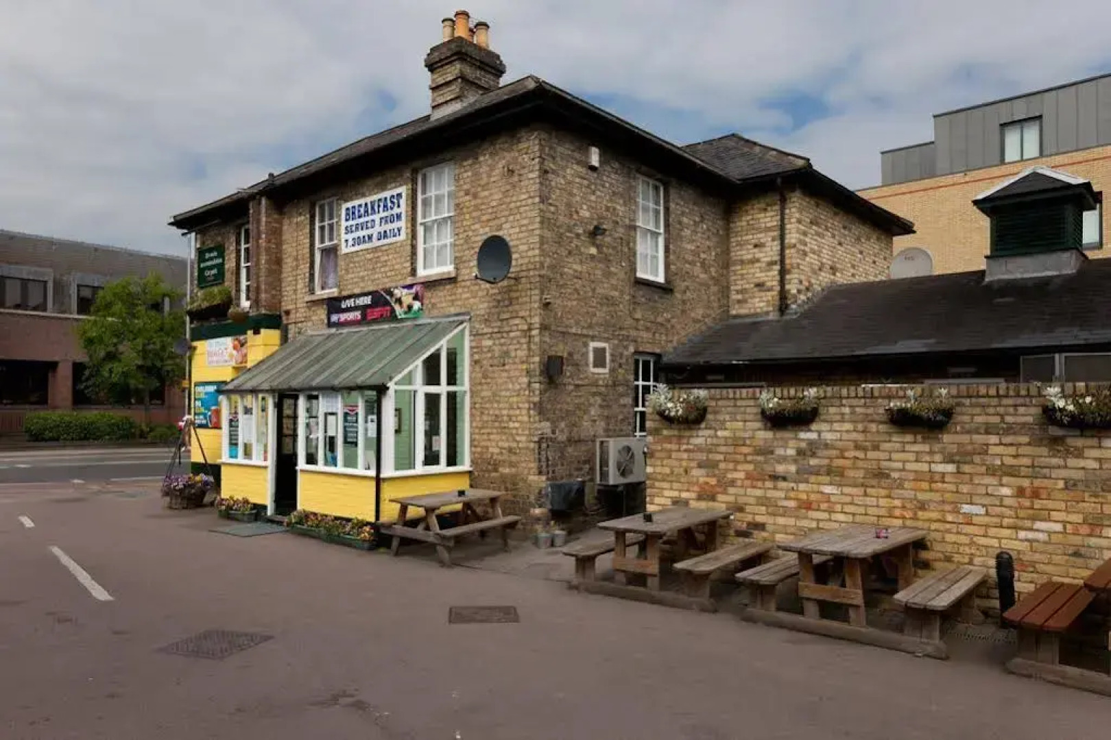 The Earl of Derby - Inn