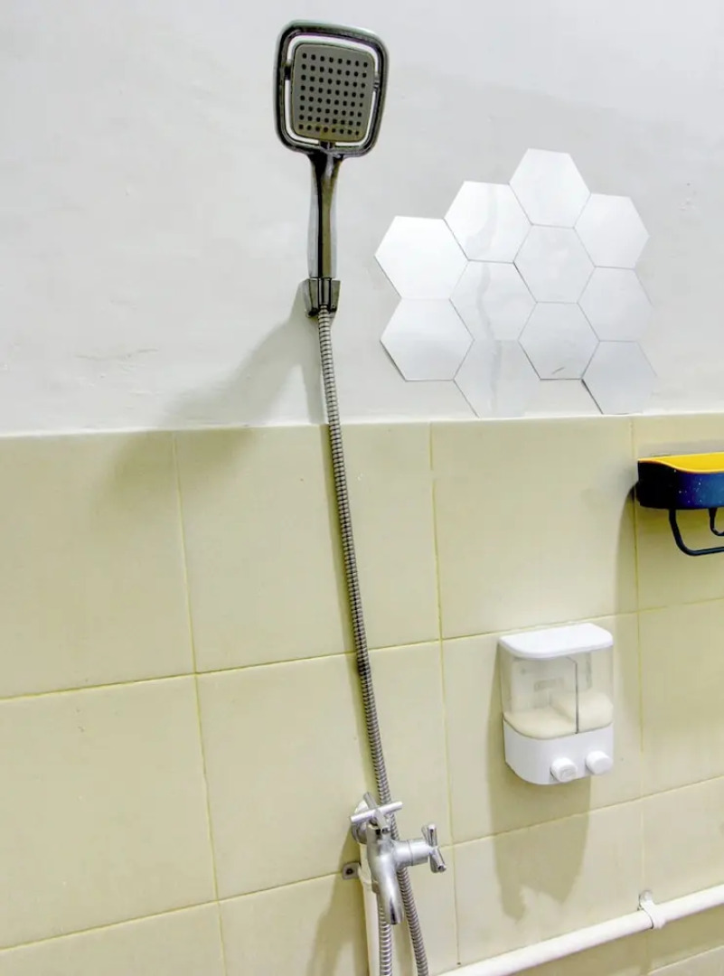 OYO 92825 Kamar Lombok