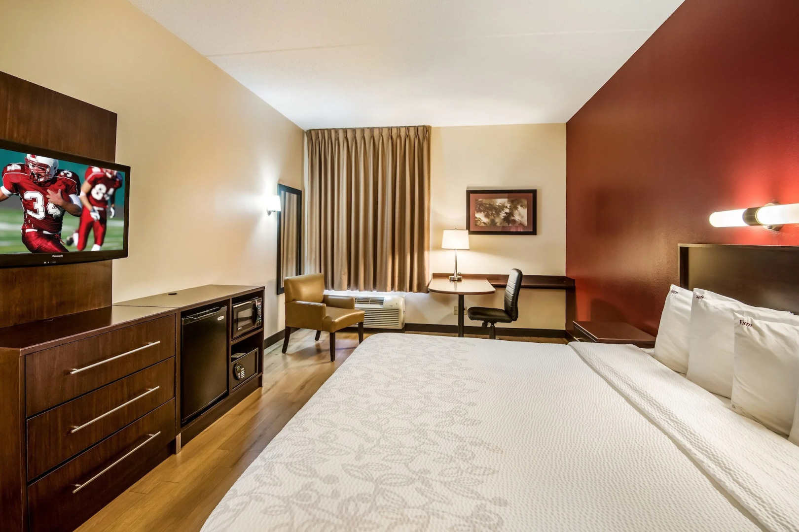 Red Roof Inn PLUS+ Raleigh Downtown – NCSU/Conv Center